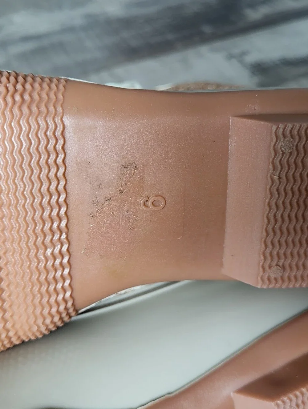 Ocean Coast Womens Duck Rain Boots Beige Shimmer Gold Size 6
